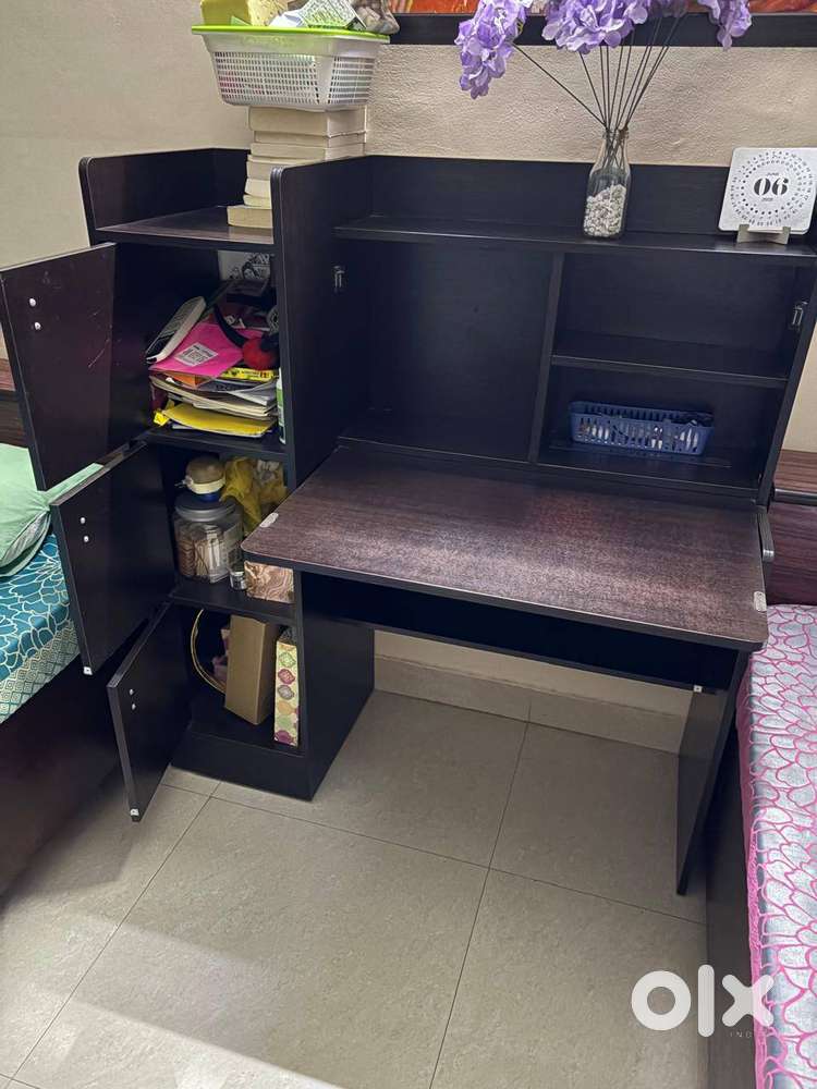 Study and computer table with storage
