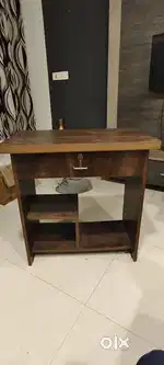 Dressing table and computer table