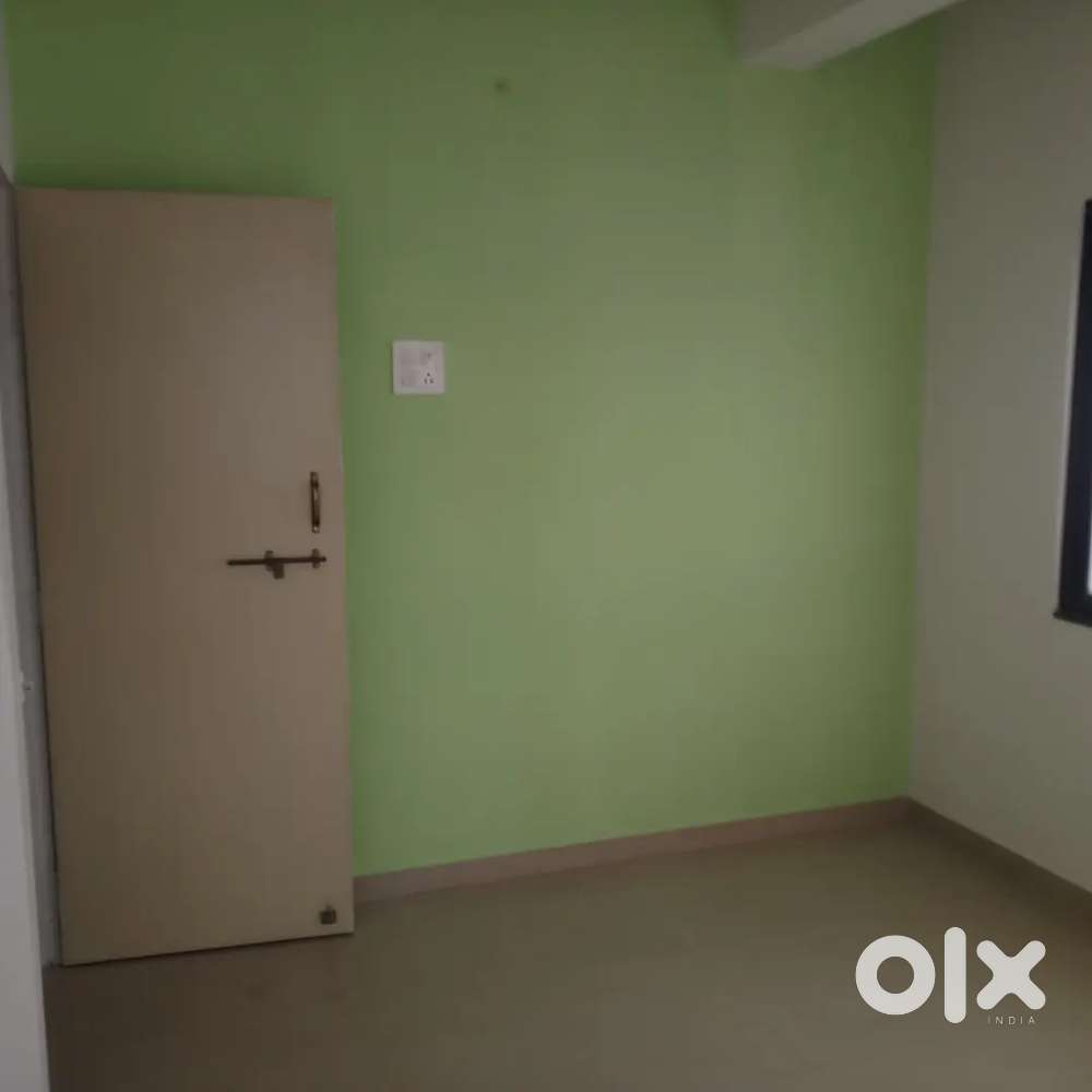 3 BHK SPACIOUS FLAT FOR SELL