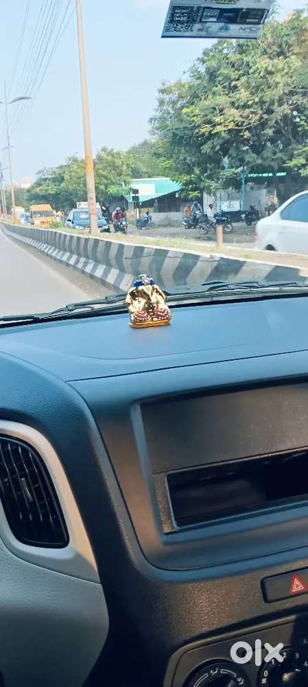Smart & young REDTAXI DRIVER WANTED@ Pappampatti pirivu Coimbatore