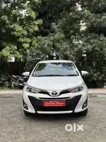 Toyota Yaris V CVT, 2019, Petrol