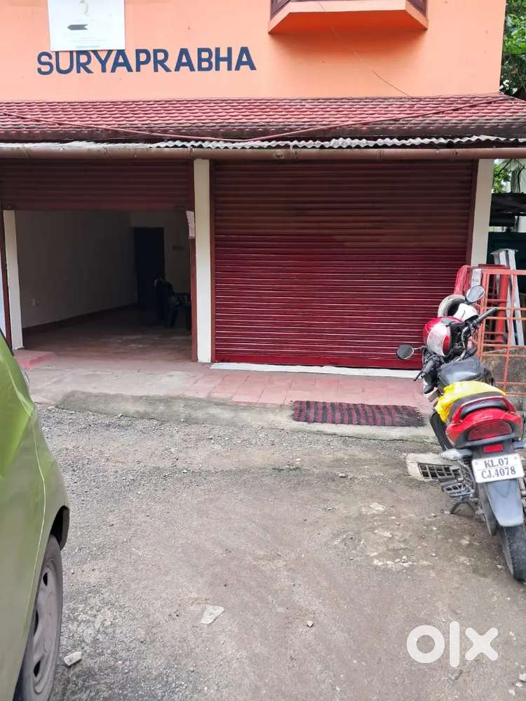 Prime commercial space for rent ,ground floor at vyttila junction