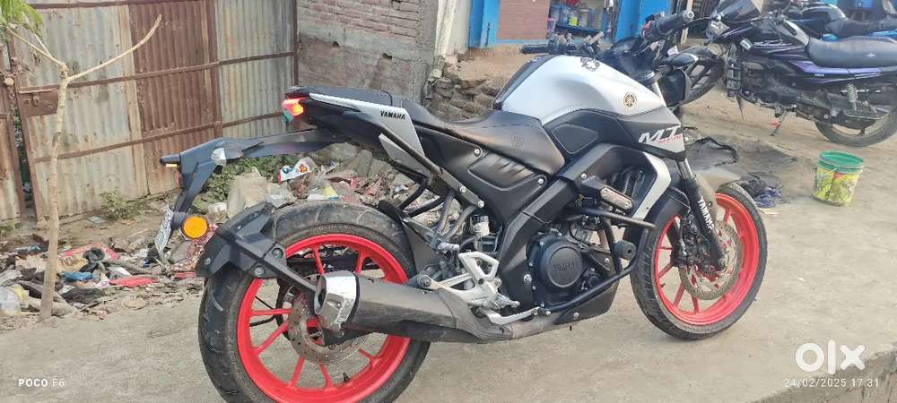 Yamaha mt 15 bike