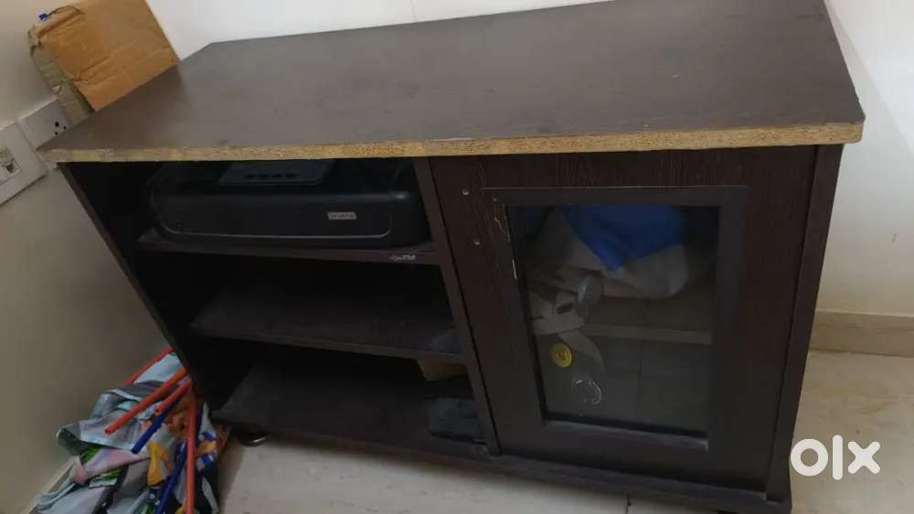 Tv Table 500Rs