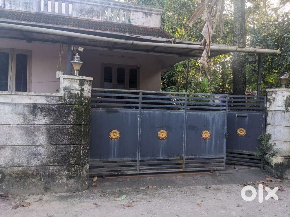 House and plot for sale near medical collage trivandrum