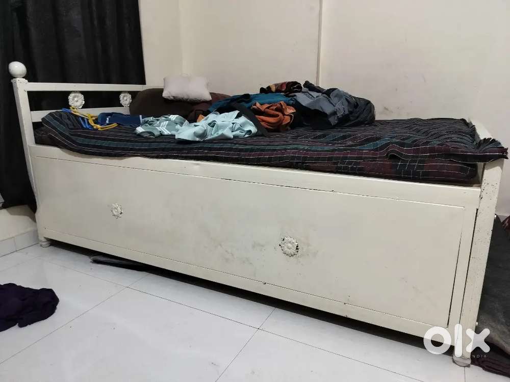 Good Condition just 4 month used