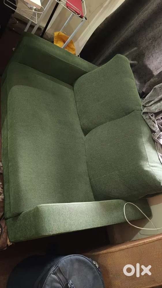 2 sofa and 1 table in 9999