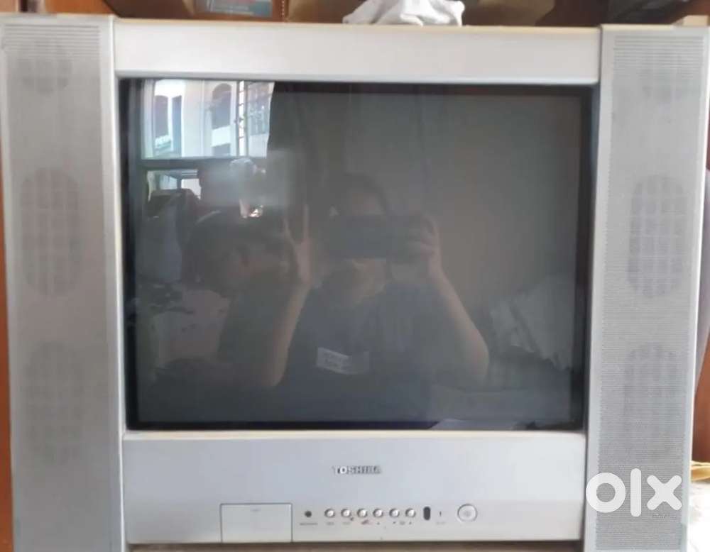 TOSHIBA CRTV