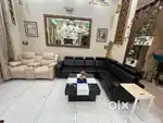 I am selling my leather sofa