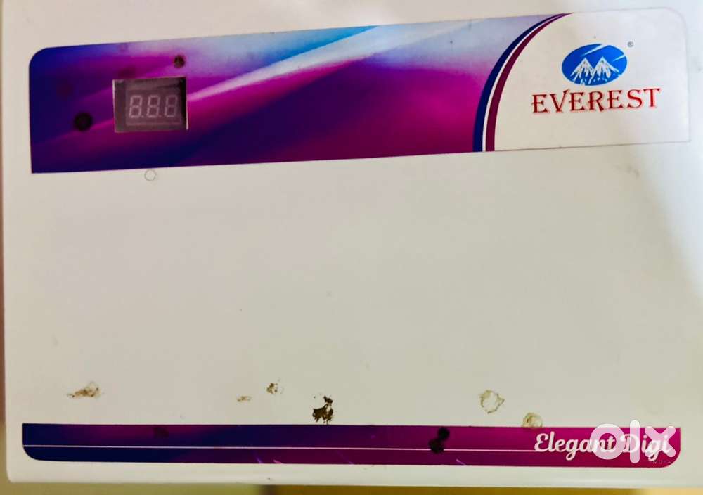 Everest 4 KVA-N Deluxe Digital Voltage Stabilizer for Up to 1.5 Ton AC