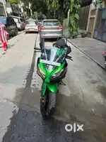 Unused ninja 300 for sale only 350 km driven