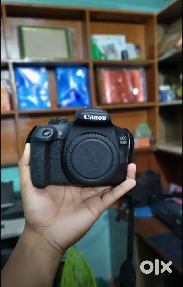 CANON EOS 1500D