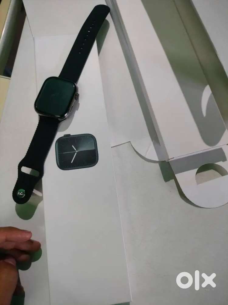 Apple smart watch brand new condition not use