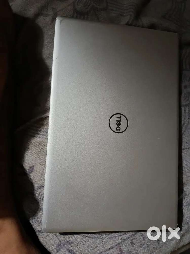 Dell laptop( bilkul bhi use nhi Kiya gya hai ye laptop)