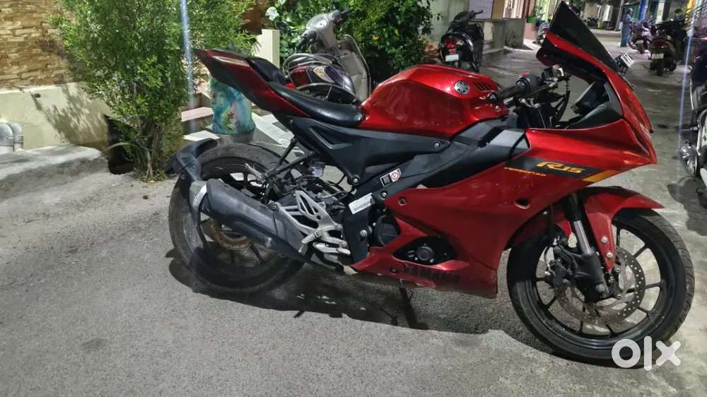 R 15 V4 for sale