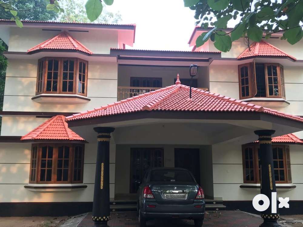 Semi-furnished, luxurious first floor 2 BHK in Soorya Jn for rent