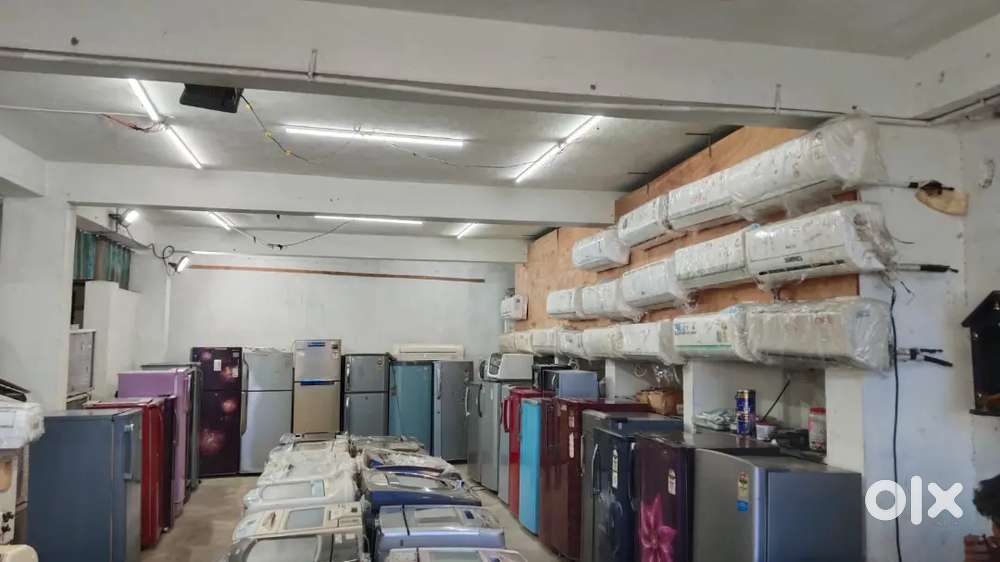 Second hand washing Machine showroom