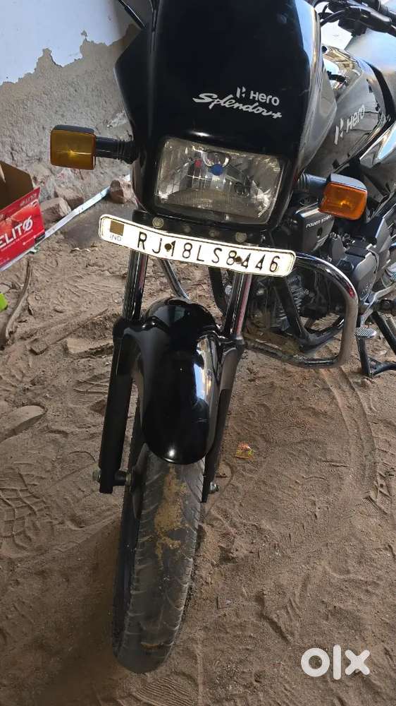 Hero splendor plus i3s Black and accent Single hand used first owner