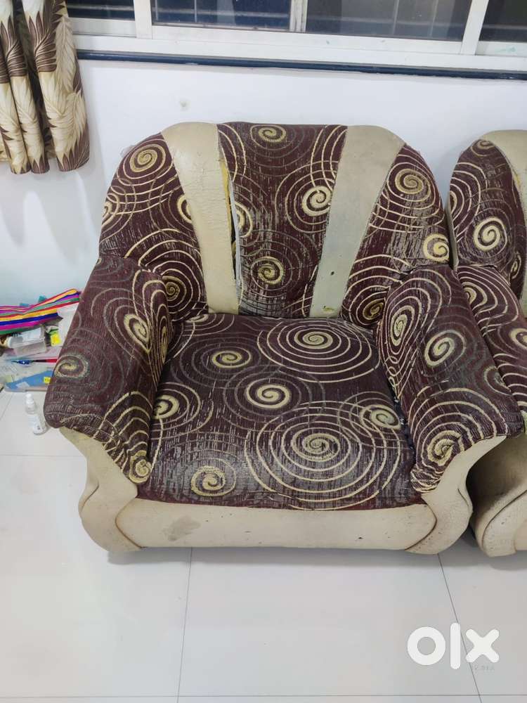 Selling sofa