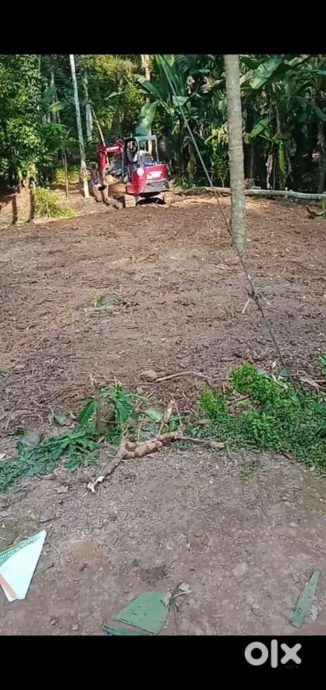 11_1/2 sent plots for sale  karakulam keltron junction loka hospital