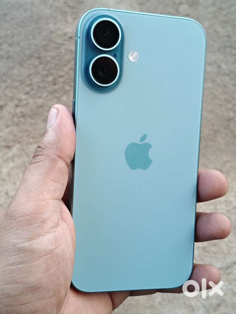 iPhone 16 Teal 128 GB Only 27 Day used Battery 100% And no bargaining