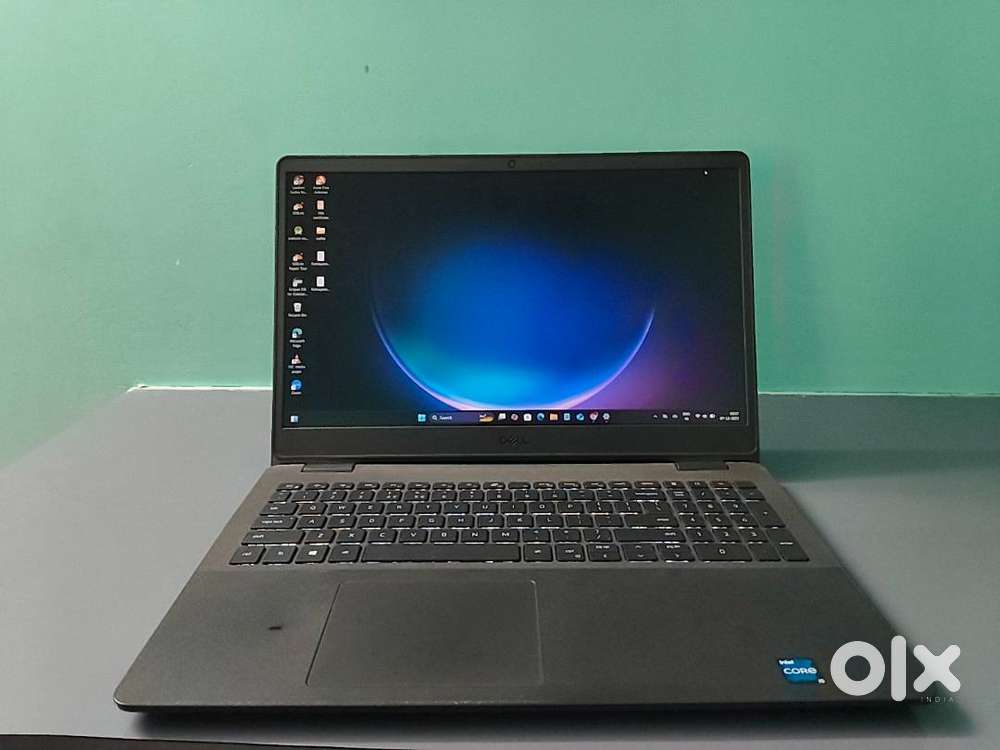 DELL vorsto laptop 11th Gen Intel(R) Core(TM) i5-1135G7