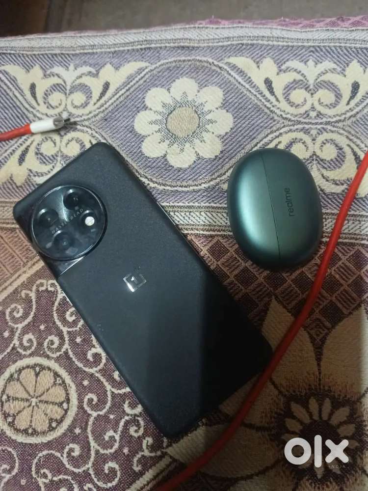 Oneplus 11 128gb ikdam new condition exchange only