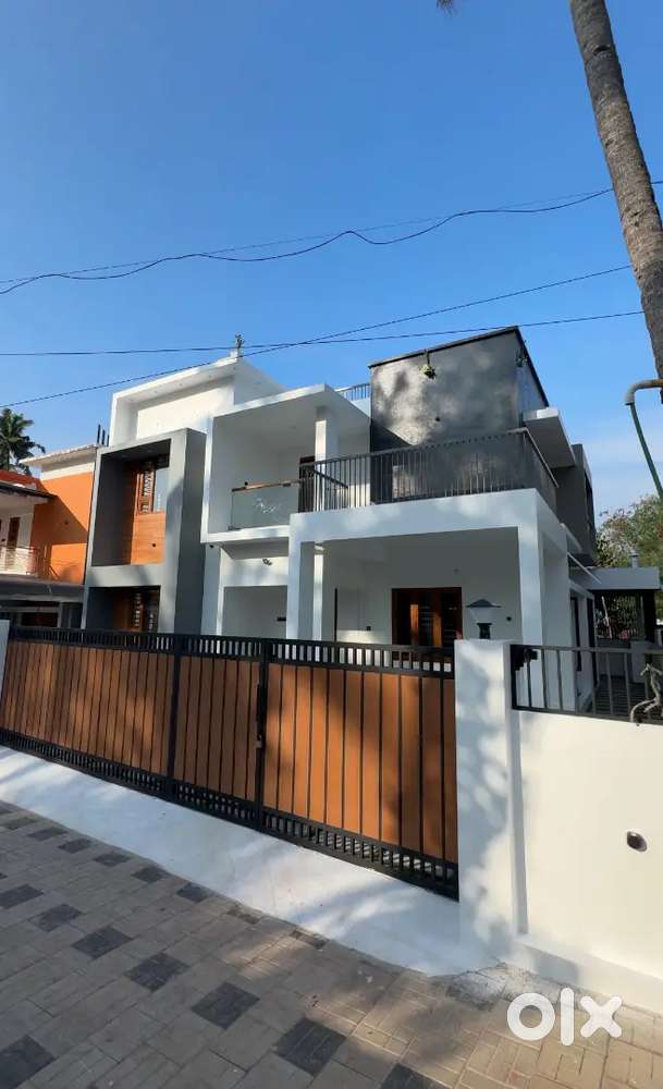 6 cent 4Bhk New House Just 1.5 km from NS Hospital, Kollam