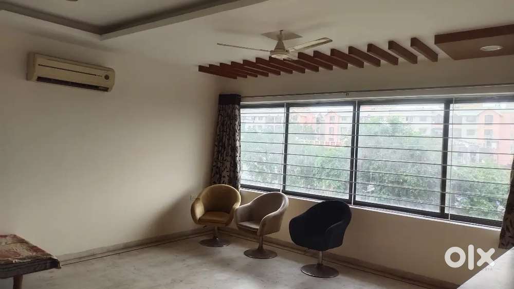 10BHK FOR COMPANY GUEST HOUSE PROPERTY