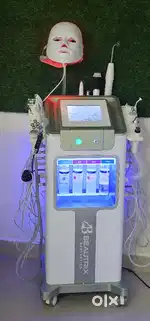 16+1 hydra facial machine