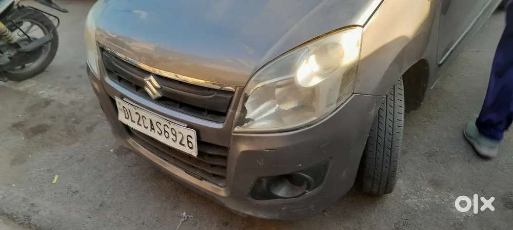 Original paint front tyre new Ceat.new battery. No exident AC Good