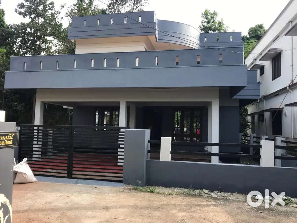House for sale nearest kodinattumkunne changanacherry