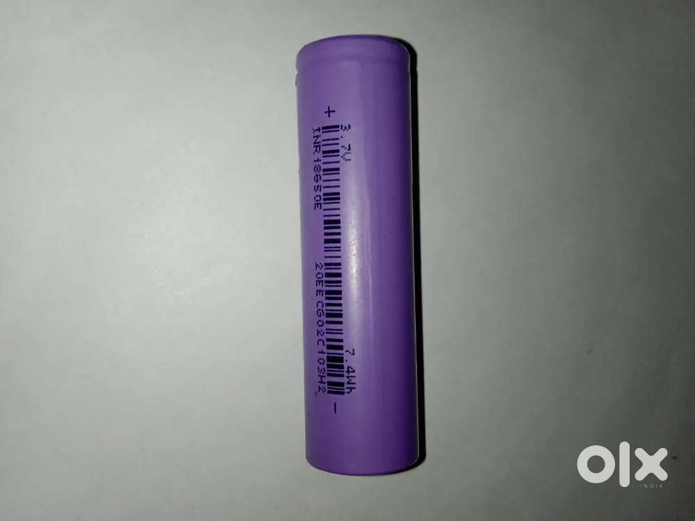 Li-on cylenderical cell 3.7 v 2000mah