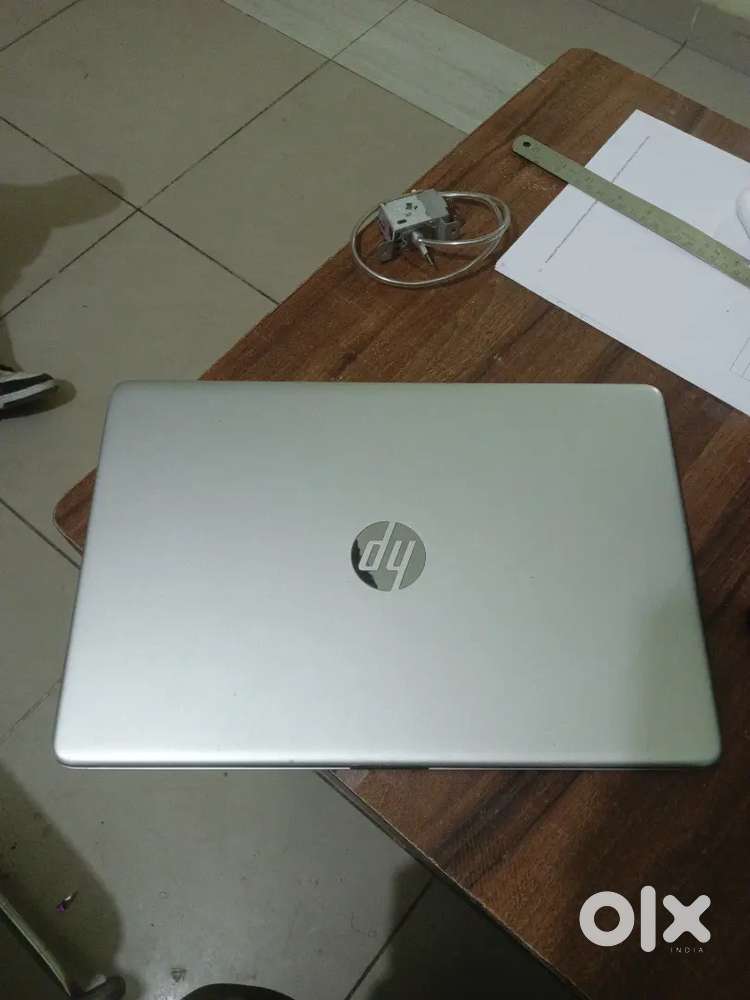 Hp i3 11genration gray colour
