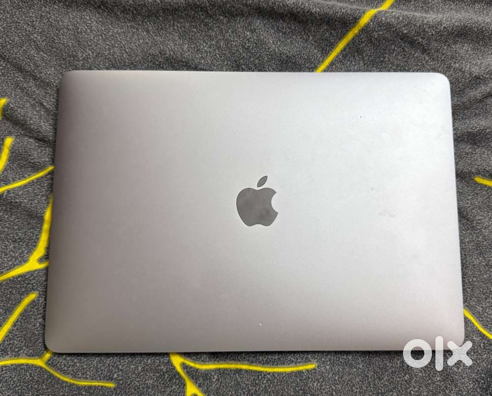 For sale: apple macbook pro m1
