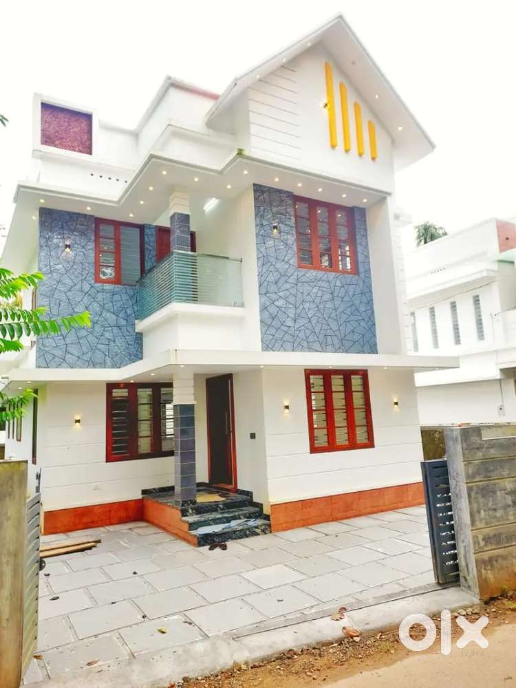 Varapuzha kongorpilly 3bhk new house near Aluva,Kalamassery,Edappally