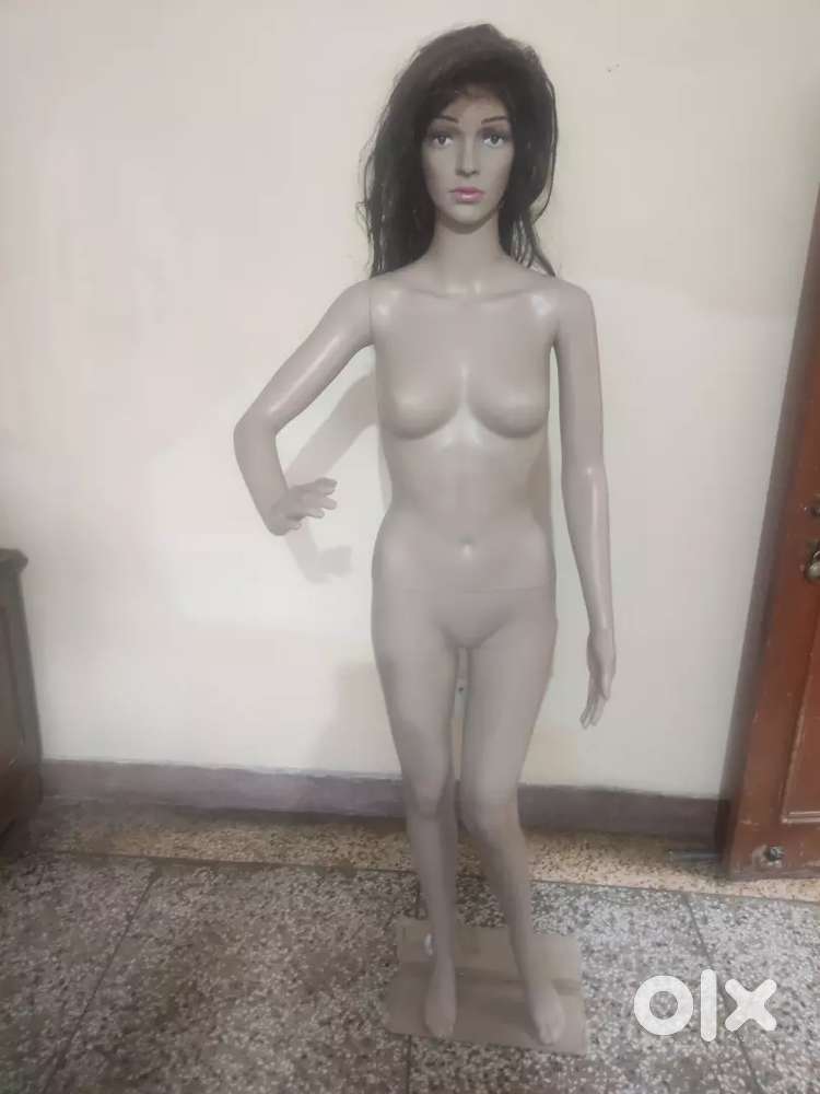 Unbreakable Female Mannequin