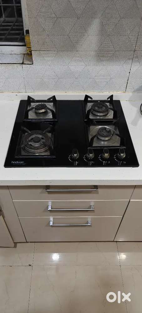 Hindware Built in hob 60cm 4 burners - Operational & in good condition