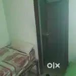 1 room rent only for girls family ke sath sharing 3500 me khana rahna