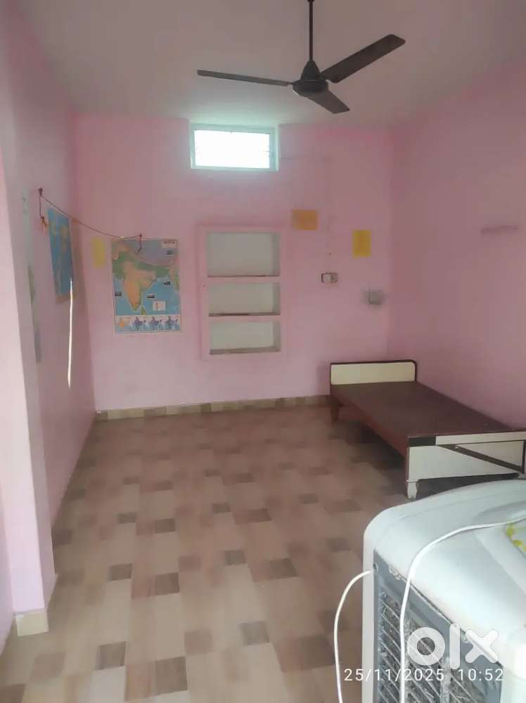 One Room Available for Rent (Only Bachelors)