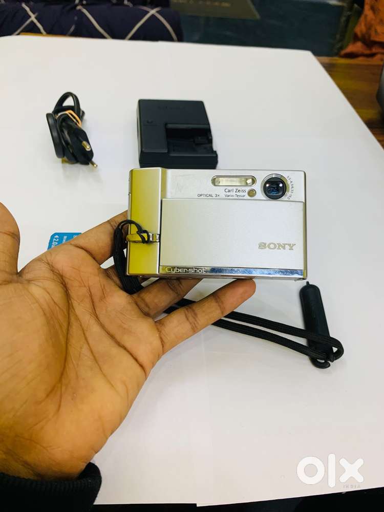 Sony cybershort camera