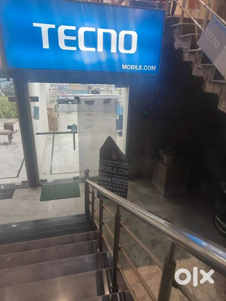 Furnished Shop forceiling lighting complete