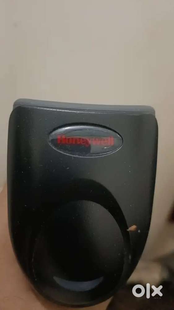 Honeywell Voyager 1452G2D Wireless Barcode Scanner–Excellent Condition