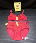 Who is selling shop aana Ada bajar Shani Mandir ke samne