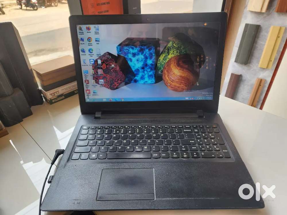 Lenovo ideapad 110 - 15AST
