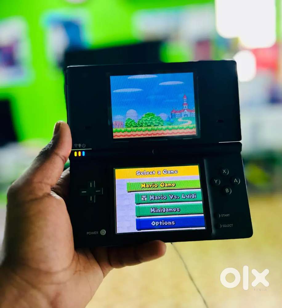 DSI Nintendo hand-held console