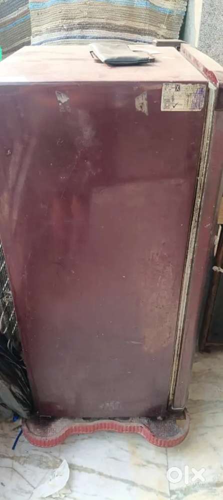 Whirlpool fridge 165L