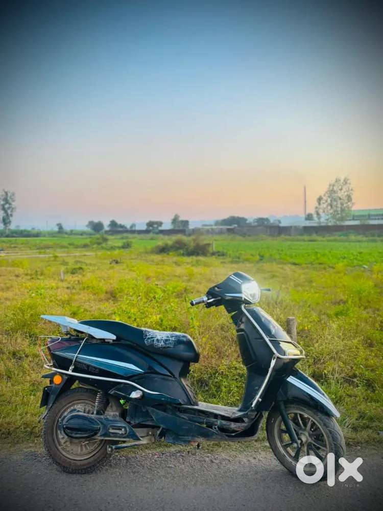 Chlane me koi problem nhi hai betrry backp bhi axa hai