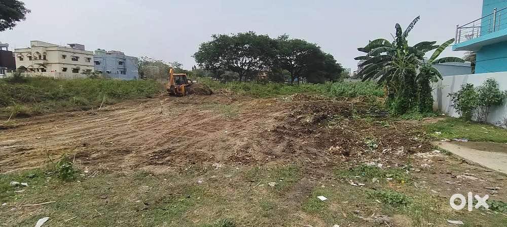 Good residential plot with road and a well surrounded society