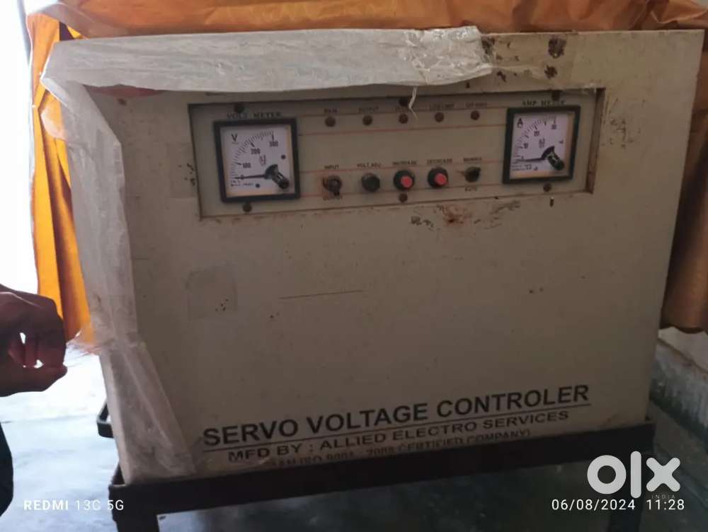 Servo voltage stabilizer